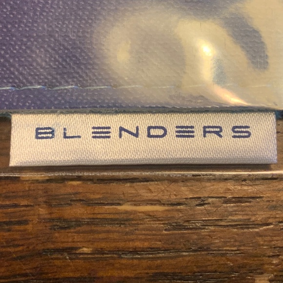 Blenders Purple/Blue Gradient Sunglasses Sleeve Brand New - Picture 3 of 3
